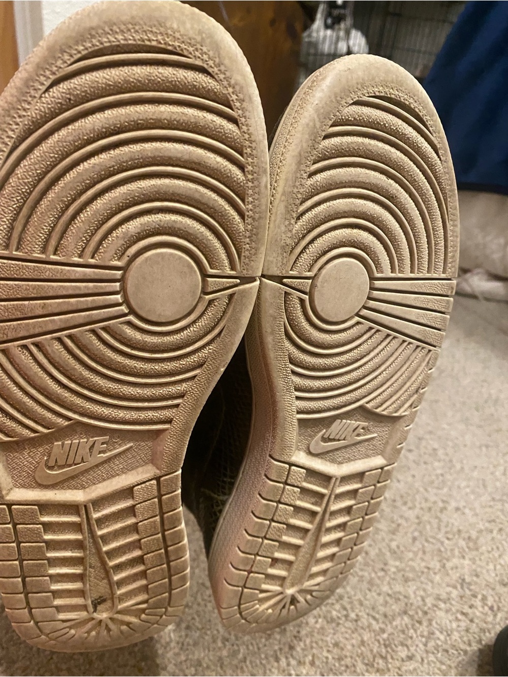 Jordan 1’s Black Snake-Texture High-Top Sneakers - Picture 8 of 9